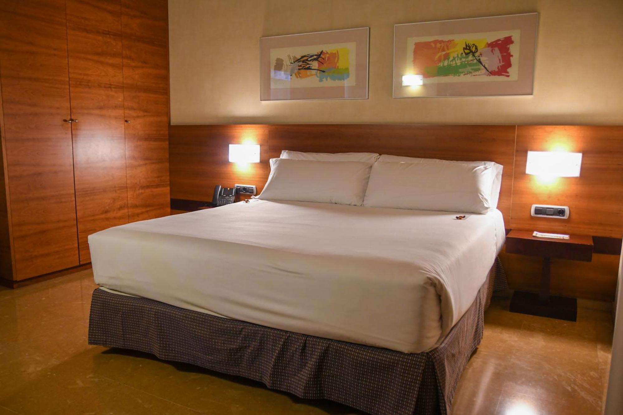 Double or Twin Room Balcony,1599640249:JPEG